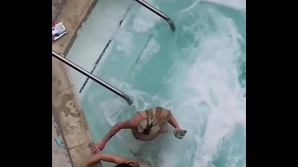 Caughtnaked girls in_the pool