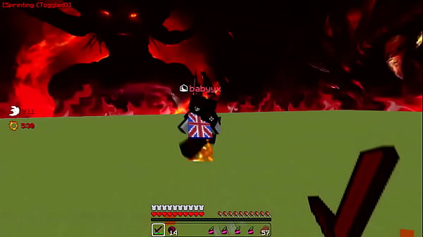 Destruindo uma menina no PvP11 POTTED HACKUSATES