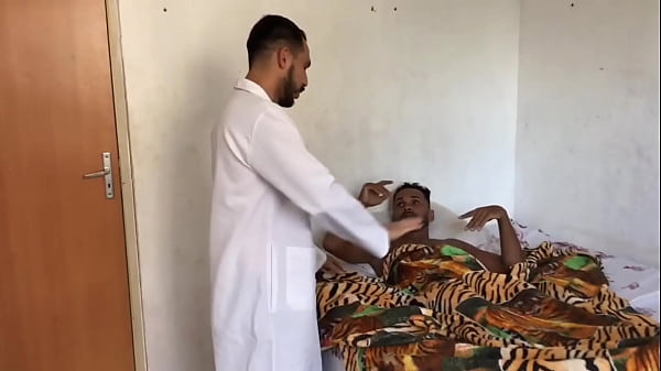 Play MP4 - O ENFERMEIRO MARC FERRI E O PACIENTE MAAX PUTO KARIOCA FODENDO NO PELO &lpar;ASSISTA COMPLETO NO X-VIDEOS RED&rpar;