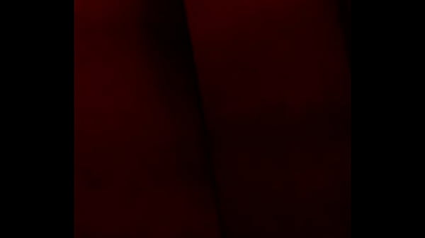 Chinita culonita atendiendo