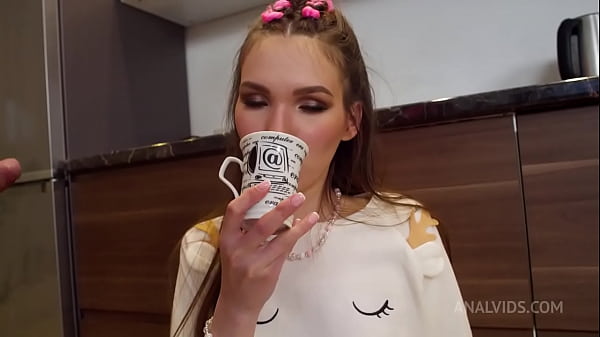 Petite ellis baileys anal fucking in the kitchen with best gapes ball deep anal and cum drinking