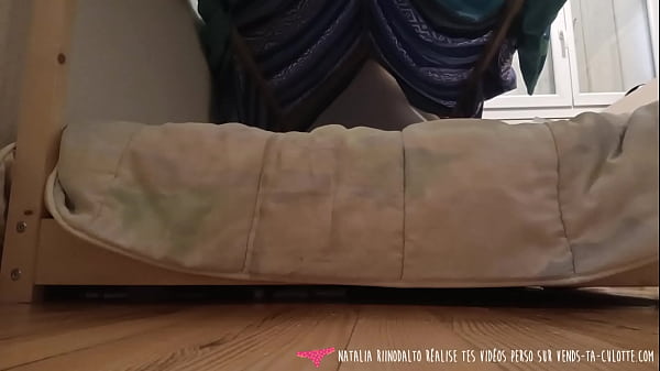 Vends ta culotte Jolie amatrice française_à chaussettes se branlejusqu à l orgasme Natalia Riinodalto