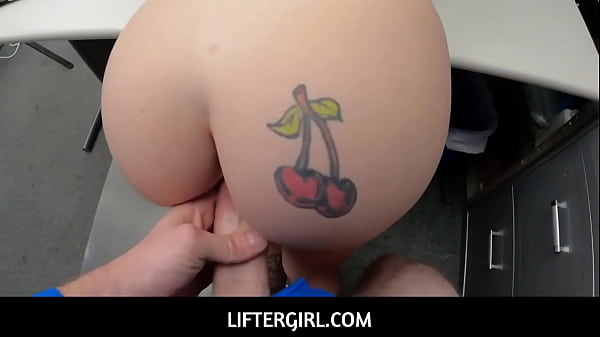 LifterGirlLatina_stripperAnna Chambers does freelap dance with_some sexual favors when_she got_caught stealing_by a security officer toget heroff thehook