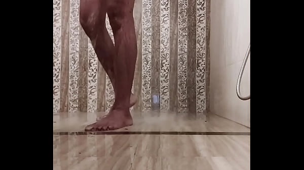 Masterbate in bathroom 