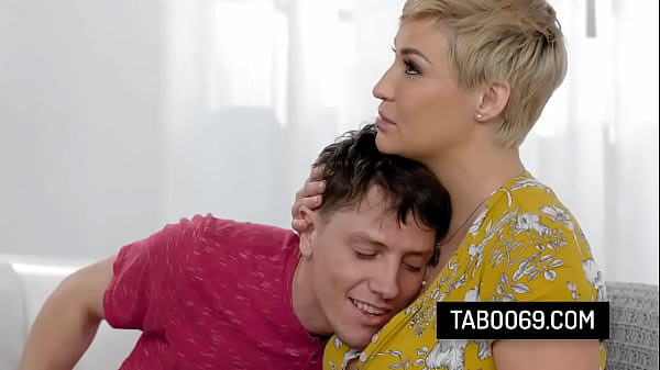 Blonde milf_stepmom_Ryan Keely sabotaging her stepson dates_just to_fuck with him