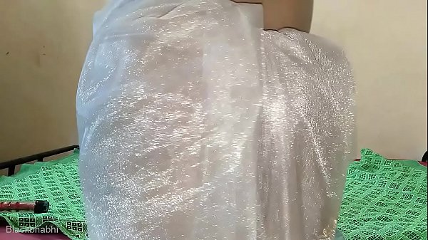 Play MP4 - देसी हवसी आंटी अपने वासना शांति क लिए चूत में उंगली