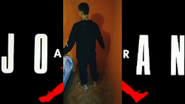 Z U N D A D A Graba para las chicas un video desnudo