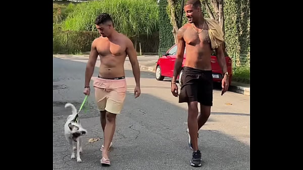 Play MP4 - Encontrou negao dotado na rua e levou pra casa pra fude