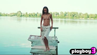 Sexy Babe Exposed Her Stunning Body After Hot Posing In Hot Lingerie thumbnail