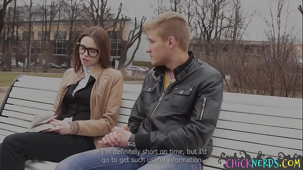 Slutty_geeky booknerd gives horny head