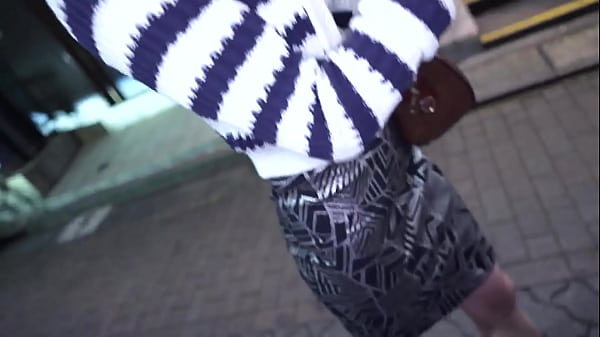 Play MP4 - パート１鍛えられた完全美ボディ！美チクビ美巨乳の現役CAるる