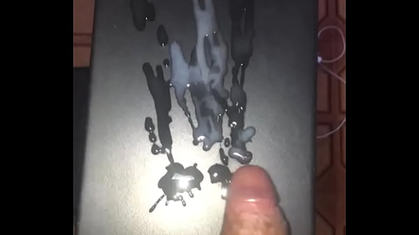 Pau grande gozando litros 