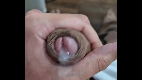 Play MP4 - NOVINHO CHEIO DE TES&Atilde;O CAIU NA NET GOZANDO GOSTOSO