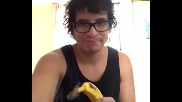 Nonton Putita Se Come Banana Caliente thumbnail