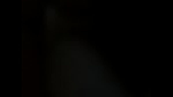 casada dando no sofá marido filmando