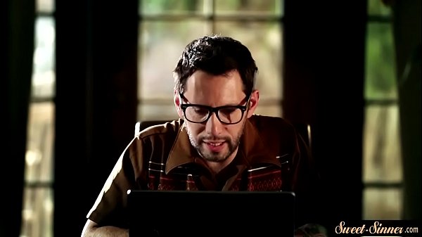 Play MP4 - Smalltits beauty banged by her stepdad