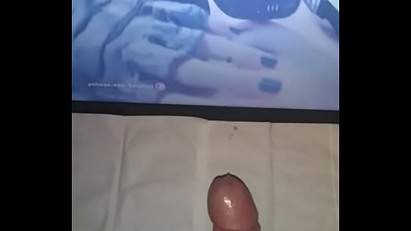 Play MP4 - Cum Tributing Lady