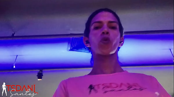 Daniela Dando Uma Volta No Rio De Janeiro-rj. thumbnail