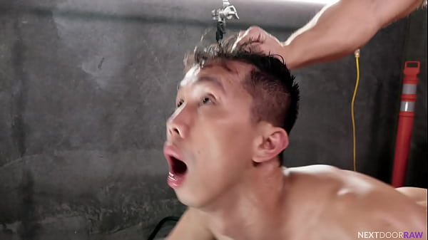 Slutty Asian Cutie Levy Foxx Given A Facial By Hunk Dalton Riley thumbnail