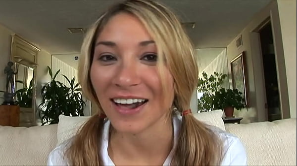 Nonton Roxy Jezel Is A Hot Horny Blonde With A Passionate Craving To Suck Big Dick thumbnail