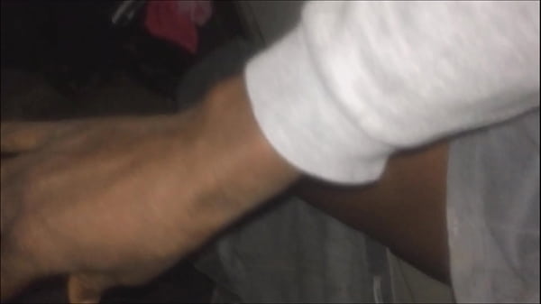 Eu usando uma calcinha de outra prima da minha esposa calcinha azul 