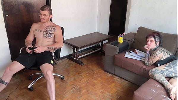 N&atilde;o Vai Jogar Video Game Vai Me Comer Gostoso thumbnail