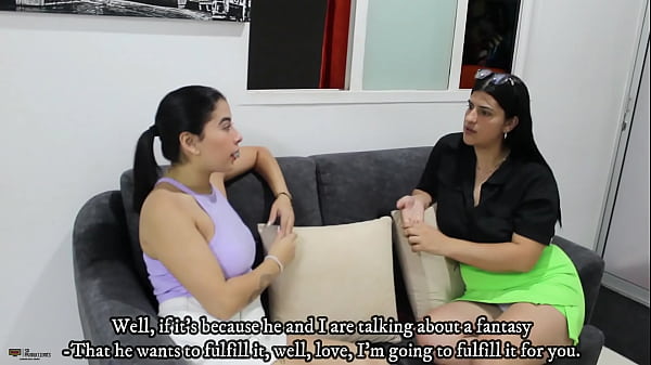 Lesbianas Cachondas Masturb&aacute;ndose Con Mucha Pasi&oacute;n En El Sof&aacute; thumbnail