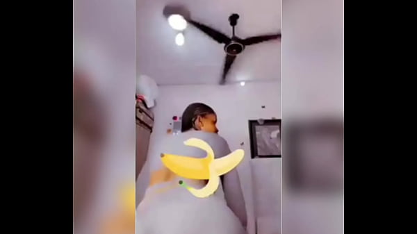 Nonton Sexy Girl With Cameltoe Pussy thumbnail