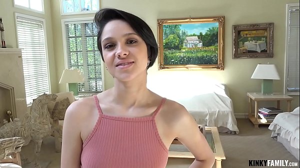 Play MP4 - Kinky Family - Stepsis Cadey Mercury wants my cock for bday
