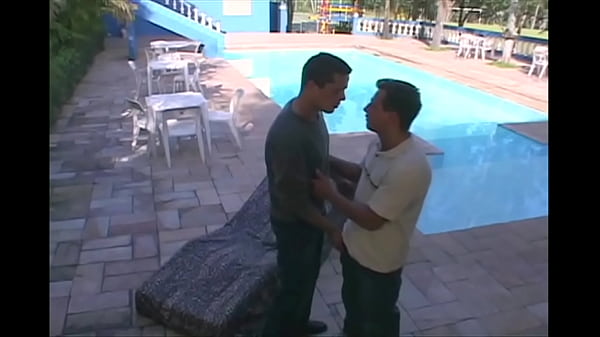 Wet Blatino Games At The Swimming Pool thumbnail