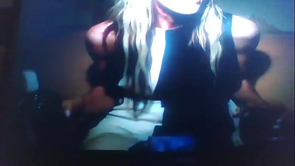 Mr pnuts him wanking