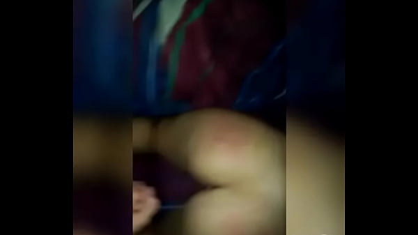 Play MP4 - me porto mal y me castigan