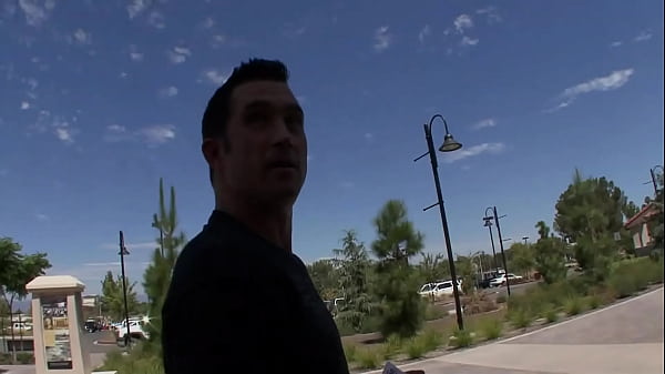 Nonton Getting Picked And Fucked thumbnail