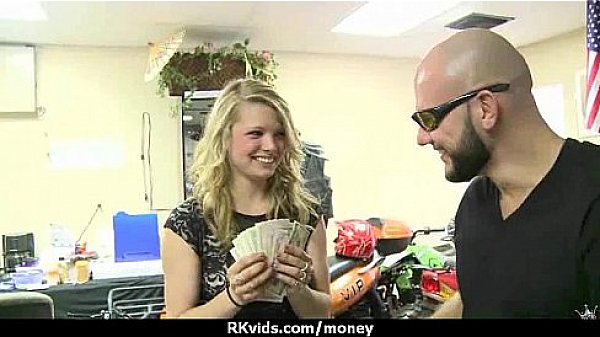 Nonton Sexy Teen Nails Her Butt On Hard Dick For Cash 14 thumbnail