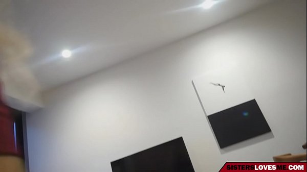 Play MP4 - My stepsister tries to distract me