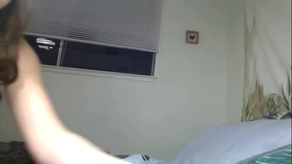 Hot sexy chick showingher body on_webcam - Chaturbate 2