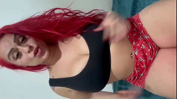 Nonton Gabriel Cheirando O Meu Chul&eacute;zinho Foot Fetish thumbnail