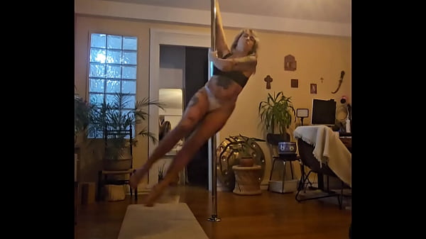 Le lundi soir c'est p&ocirc;le dance devant l'amour est dans le pr&eacute; meilleur combo