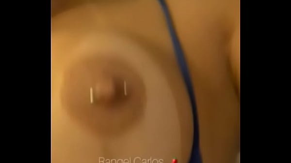 Play MP4 - Gemendo gostoso com a piroca no pelo