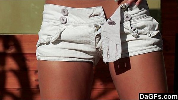 Dagfs she wants to be a model or a porn star