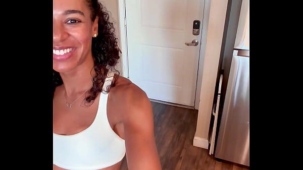 Giana gold teaches you how to stay hydrated 