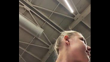 Nonton Fisting Anal In The Public So Hard thumbnail