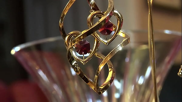 Nonton Sapphic Sex With Milfs With Huge Breasts Penetrating Each Other With Sex Toys thumbnail