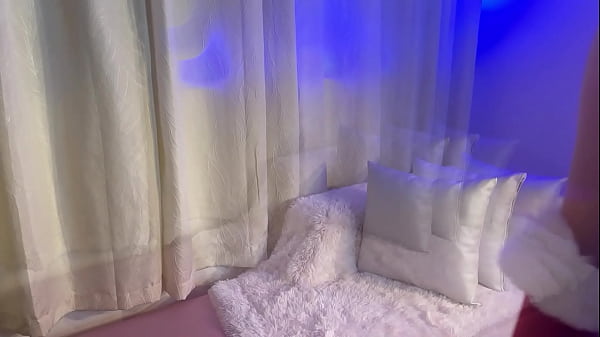 On christmas night my little stepsister decided to give me as a gift a deep throat blowjob and a super hard fuck 