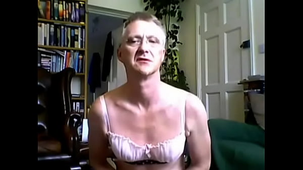 sissy drew displayed wanks and spreads for you 