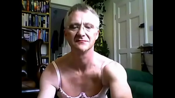 Play MP4 - tranny sissy drew jerks and cums for your amusement