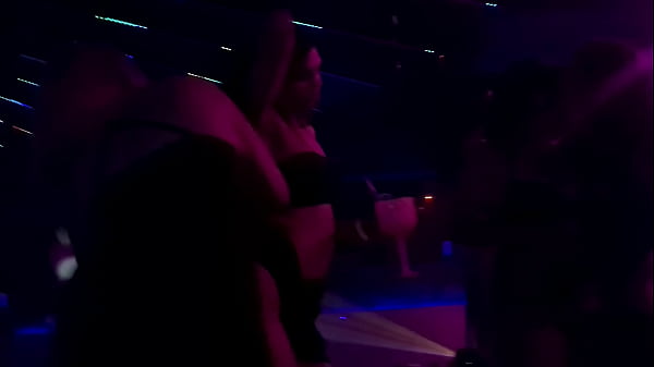 Show proibido no nicoly e as amigas no palco pra todo mundo gozar