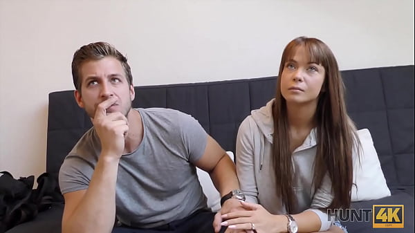 HUNT4K Babebetrügt BF mitJäger_der ihnen Unterkunft geben könnte