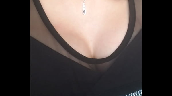 Nonton Qui Est Chaud Ce Soir ? Bisouuus Mes Petits Diables thumbnail