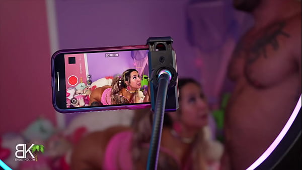 Auntie Melons II_FUCKING_IT OUT Return OfThe Melons Trailer5of6